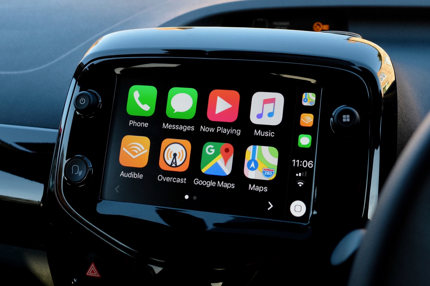 Here's how to get Apple CarPlay for your old car